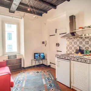 Lovely Flat In The Heart Of Trastevere Apartment Rome