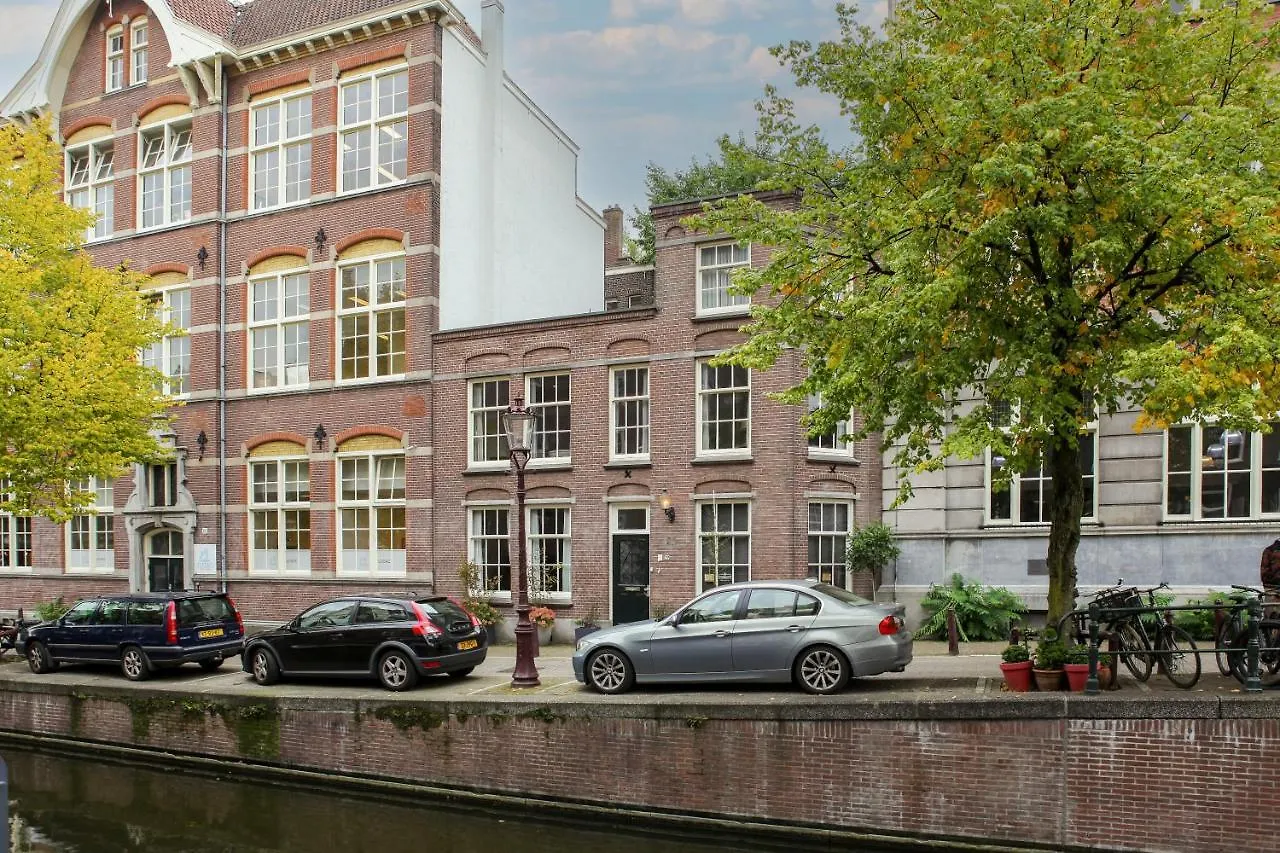 Canal House With Garden Amsterdam Apartment